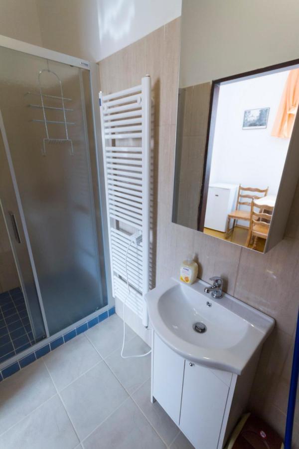 Apartmany Bowling Frydlant Exterior photo